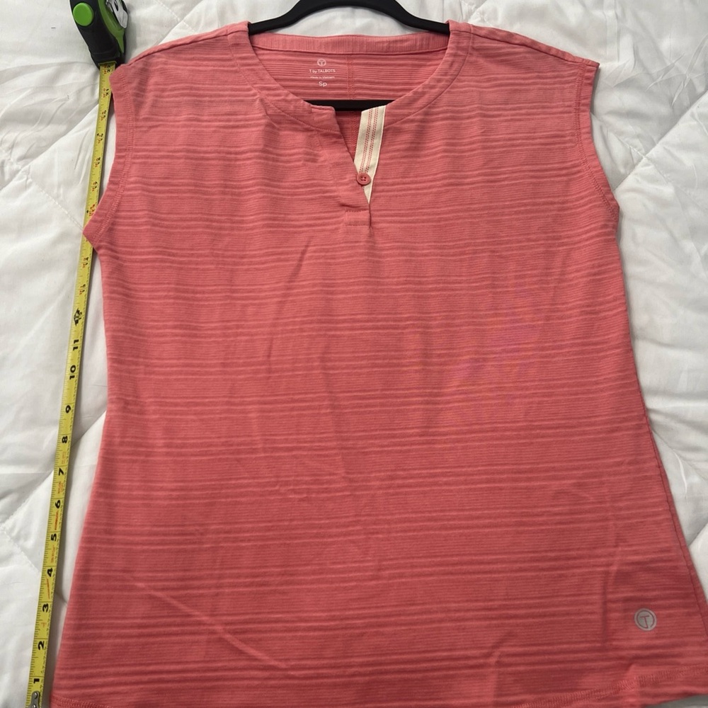 Woman’s Talbots Sleeveless Split Neck Tee/Top Size Sp Pink hue Cotton